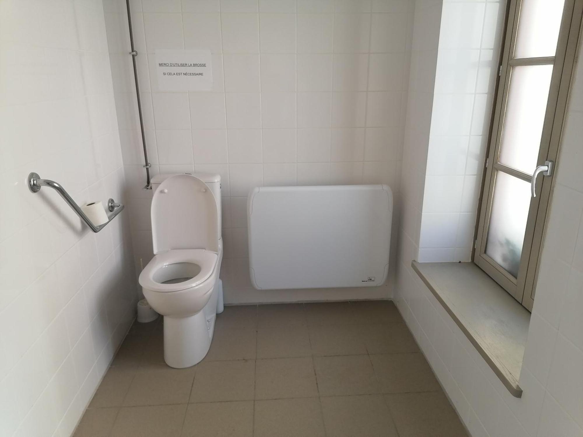 Cabanes De Randonnee Saint-Berain-sur-Dheune Стая снимка